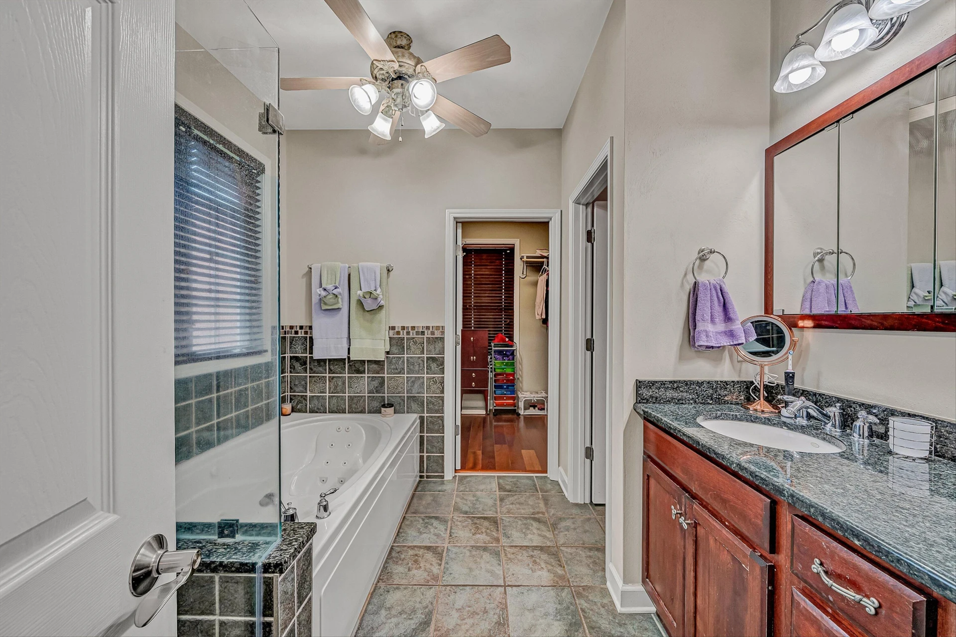 2310 Green Knoll LN - Photo 21