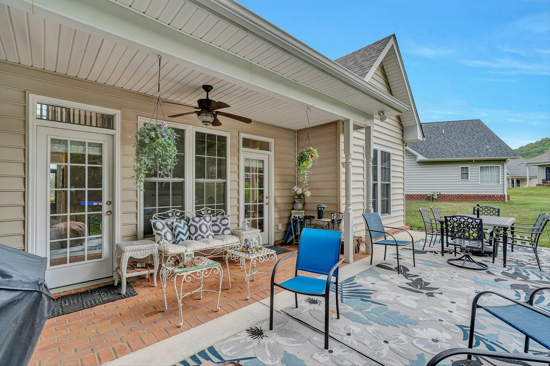 2310 Green Knoll LN - Photo 34