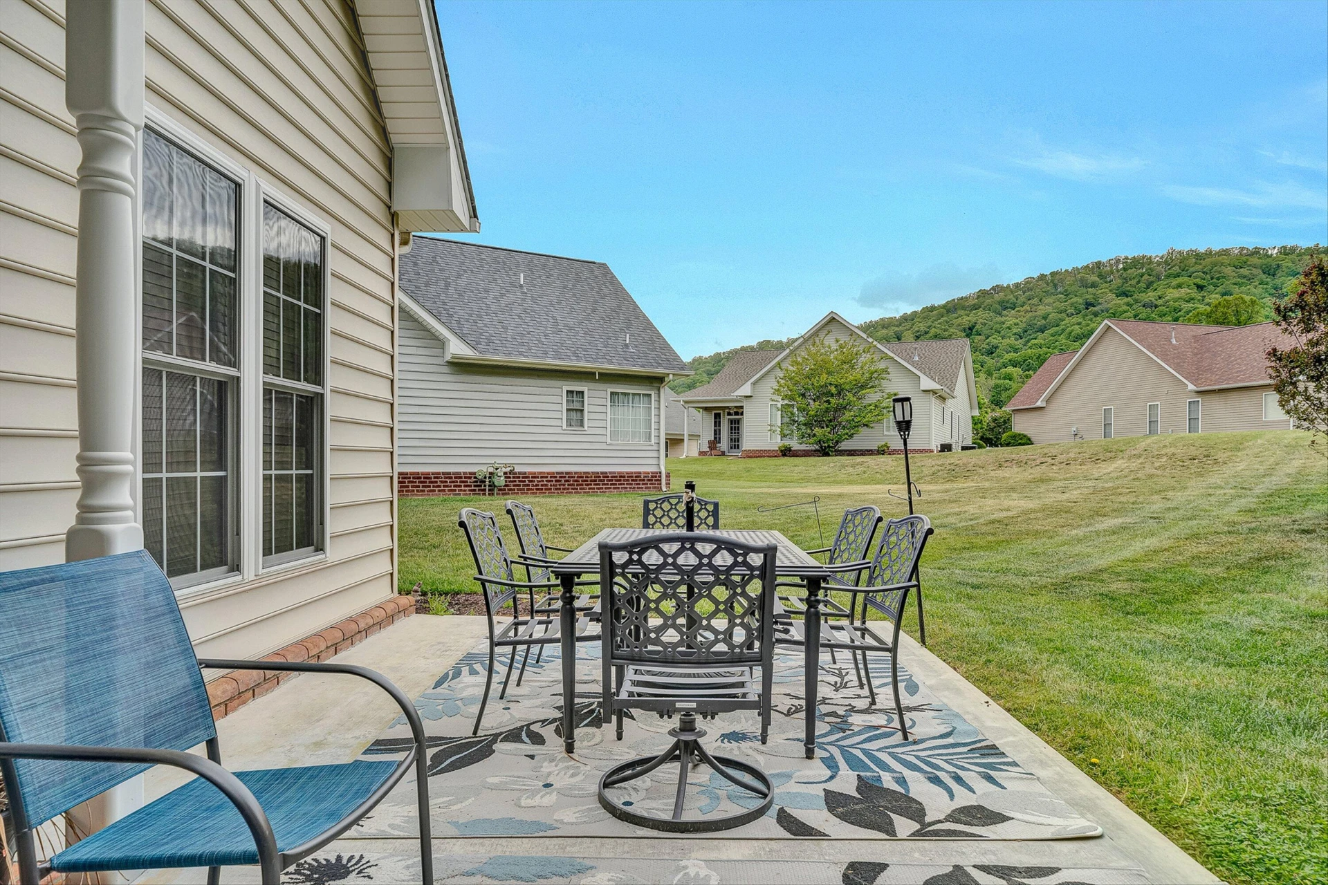 2310 Green Knoll LN - Photo 35