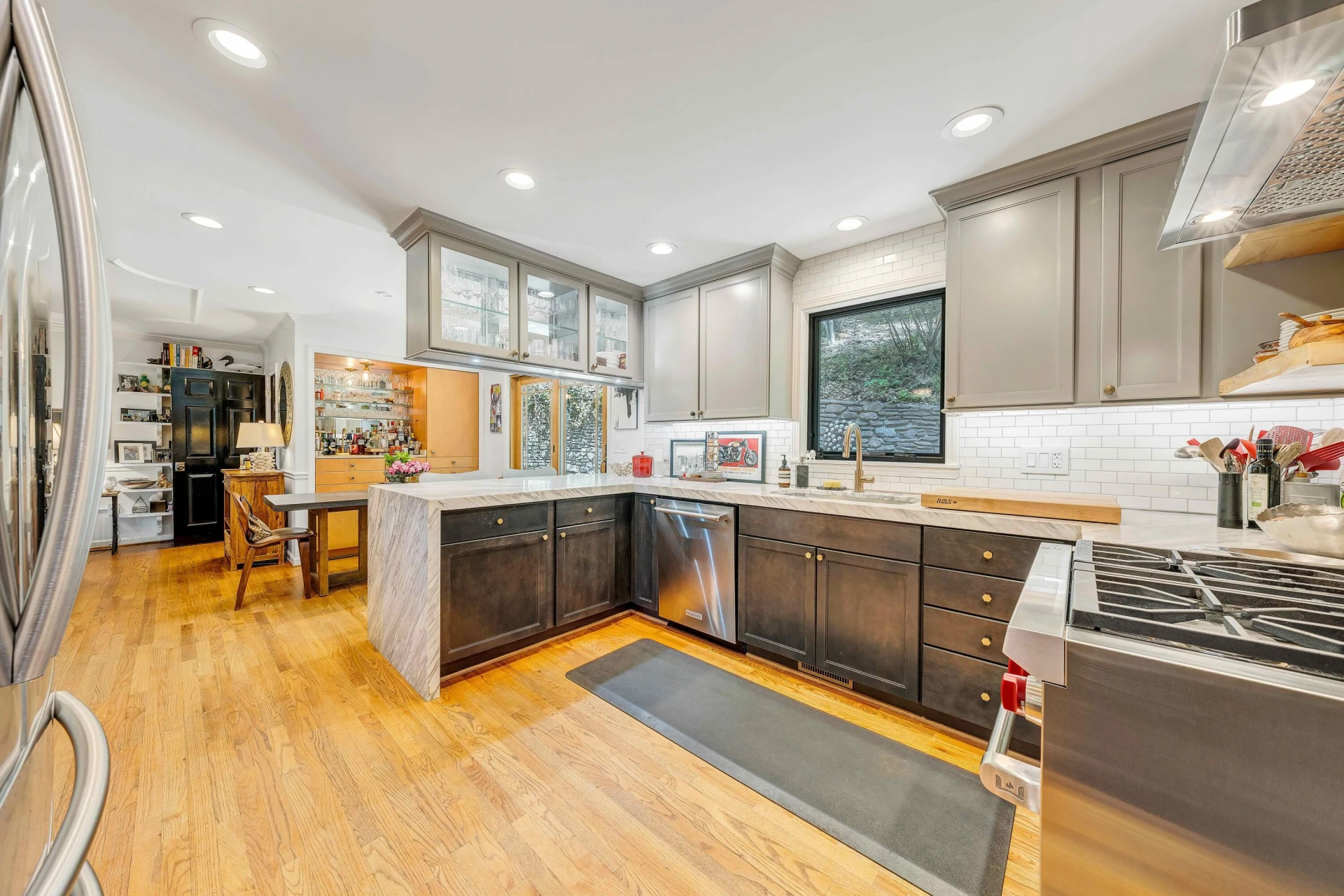 301 Coventry LN SW - Photo 32