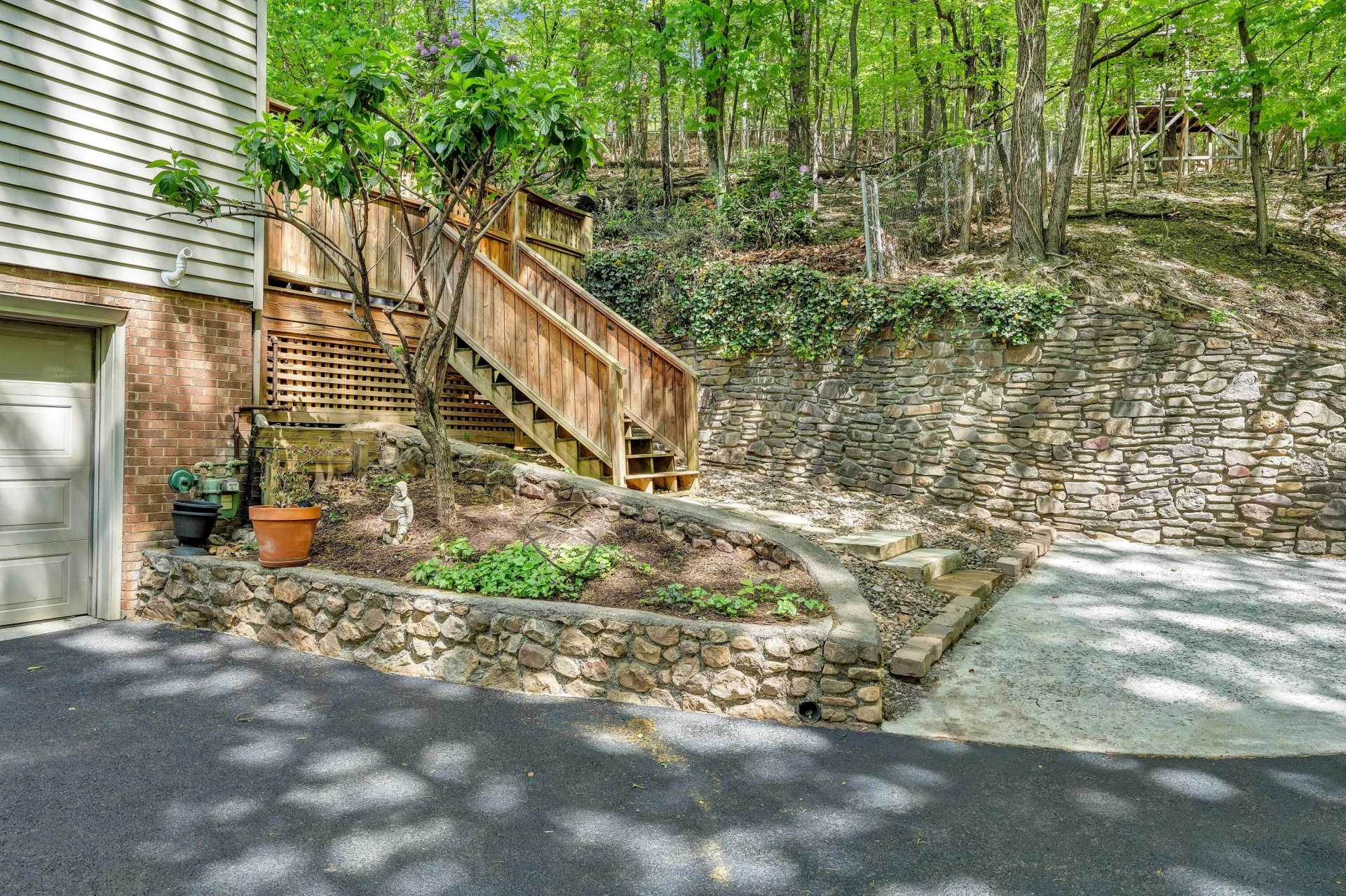 301 Coventry LN SW - Photo 50