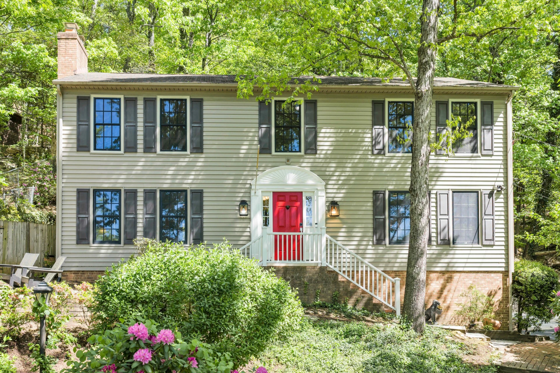 301 Coventry LN SW - Photo 8