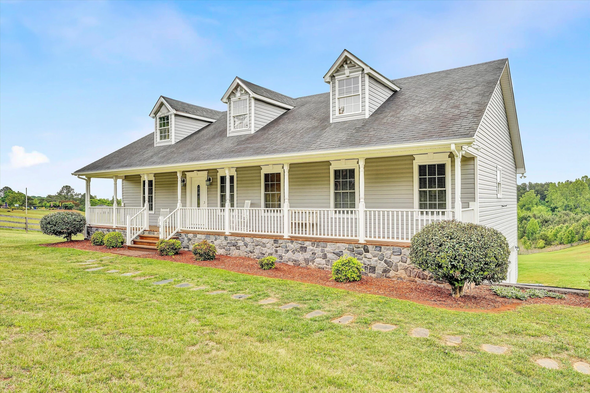 1203 Blankenship RD