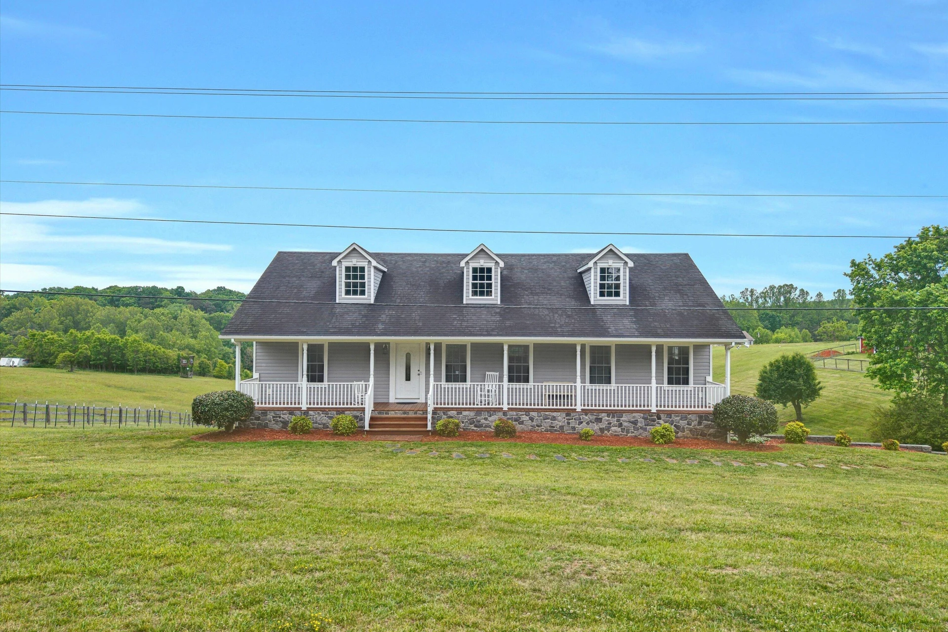 1203 Blankenship RD - Photo 3