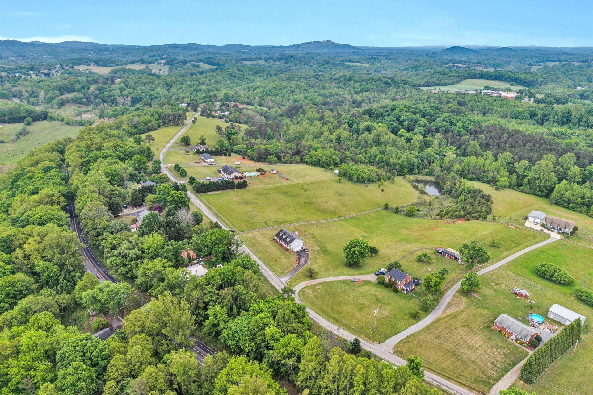 1203 Blankenship RD - Photo 6