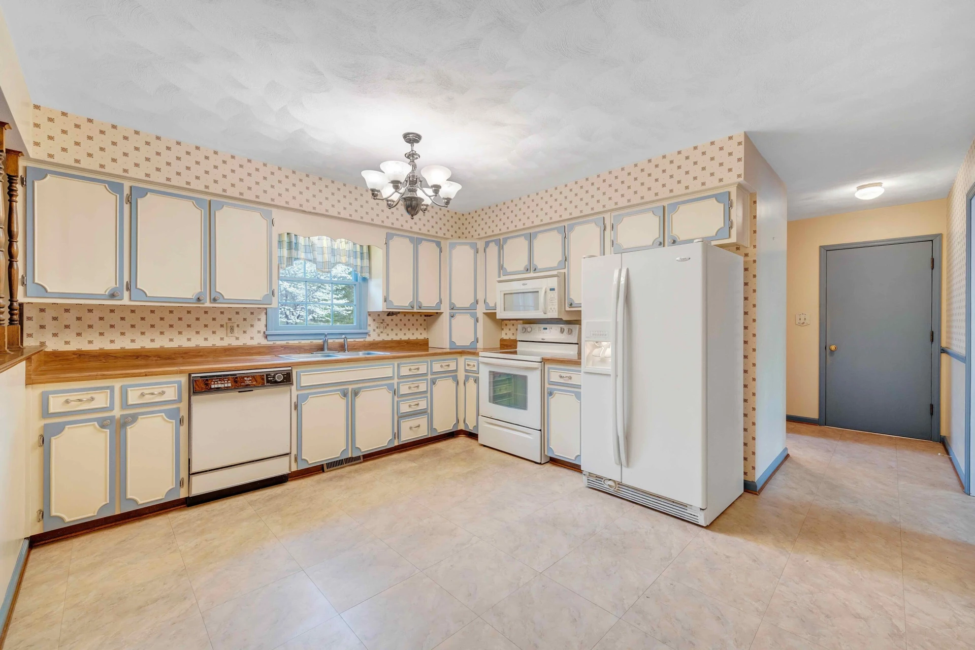7173 Hollyberry RD SW - Photo 18