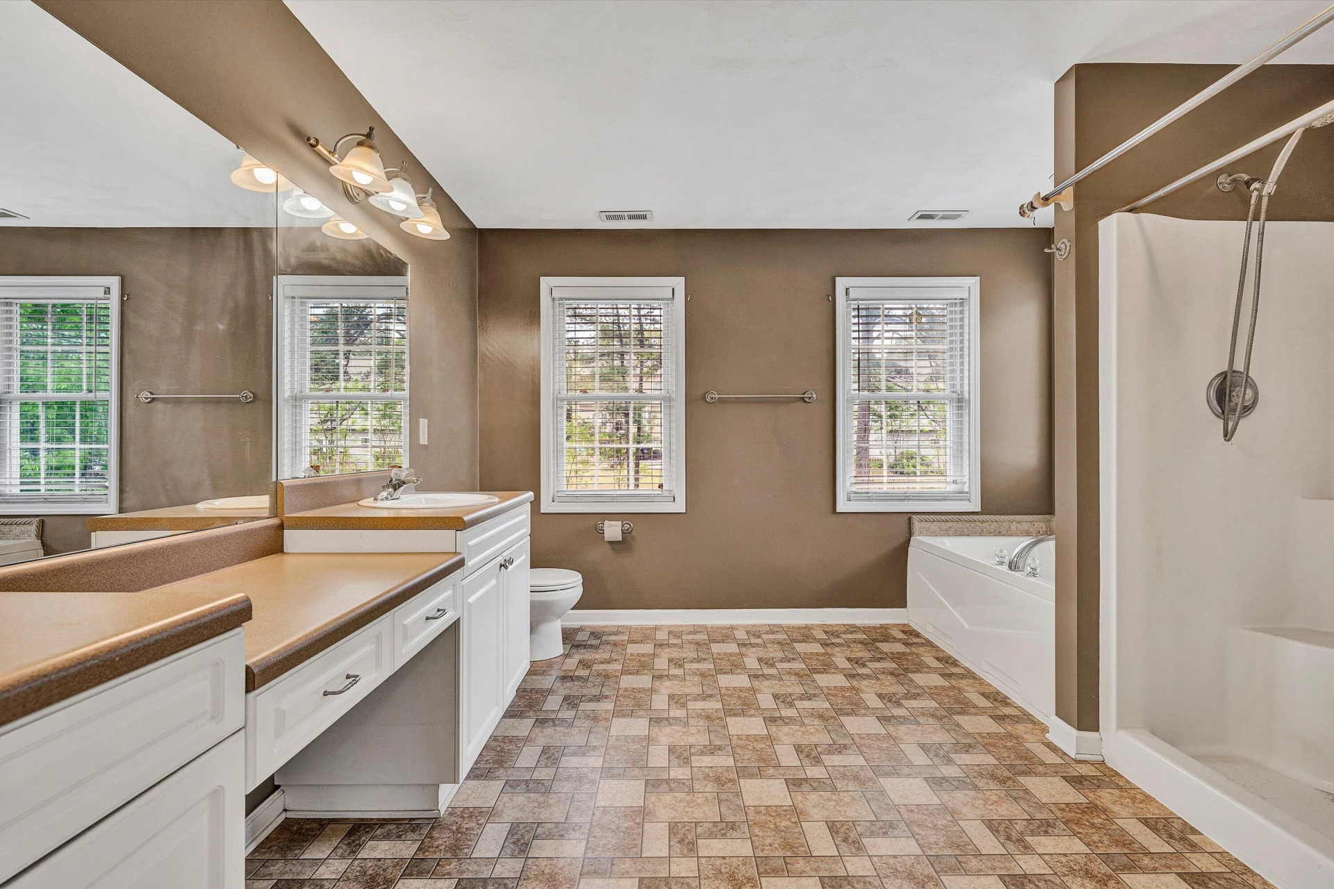 1270 N Mill RD - Photo 17