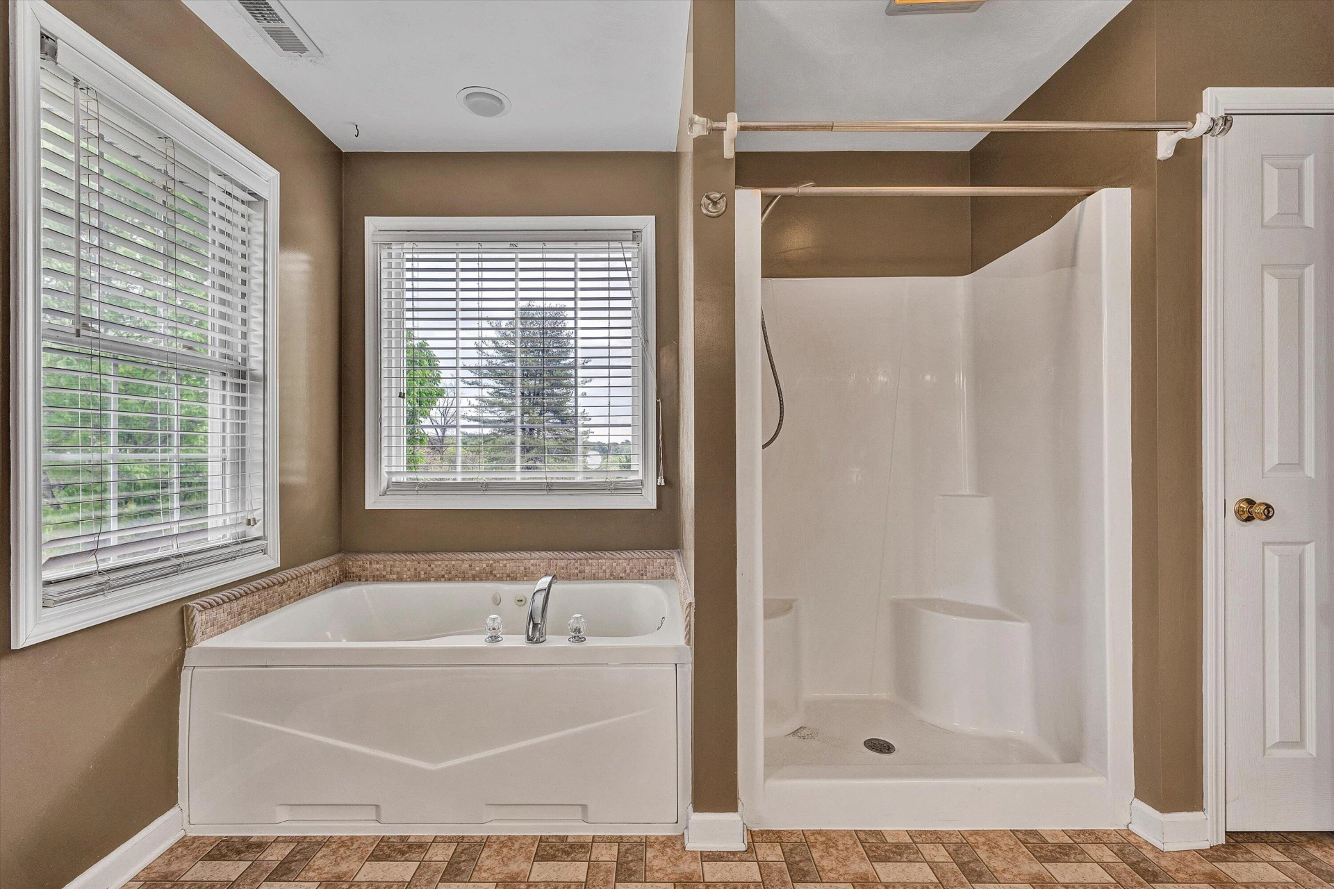 1270 N Mill RD - Photo 18