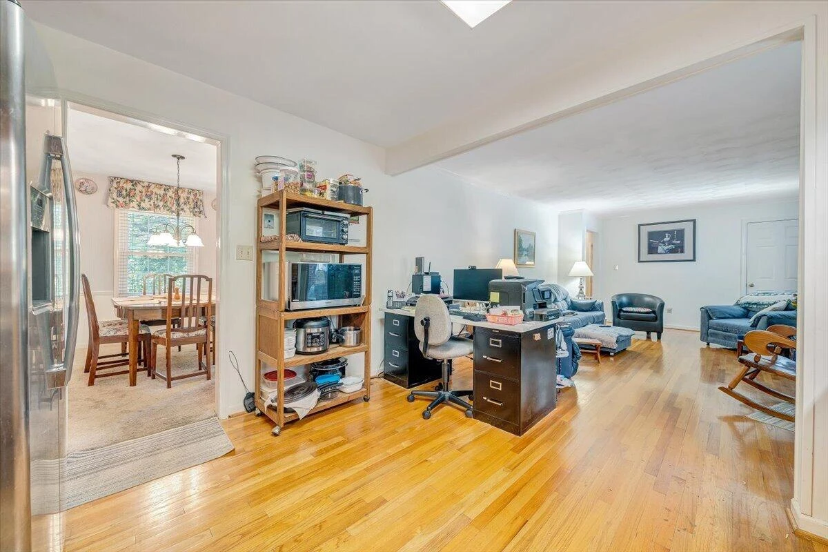 6737 Stonington RD - Photo 12