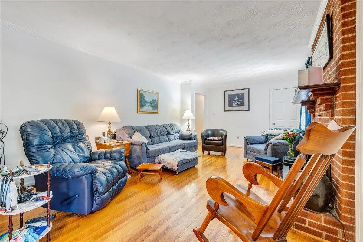 6737 Stonington RD - Photo 14