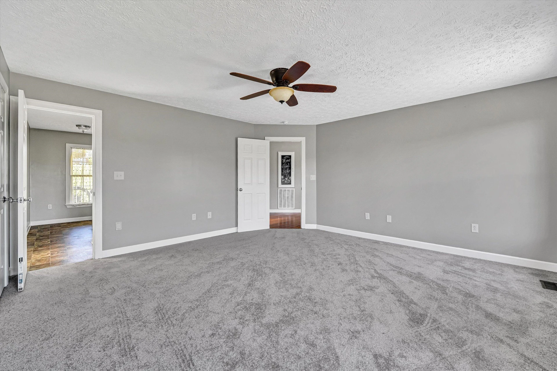 1429 JEFFERSON TER - Photo 18
