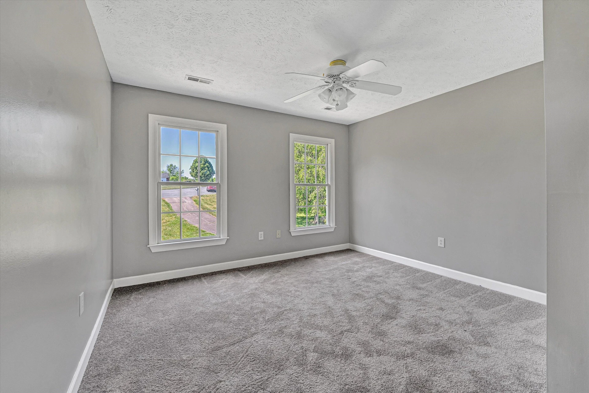 1429 JEFFERSON TER - Photo 32