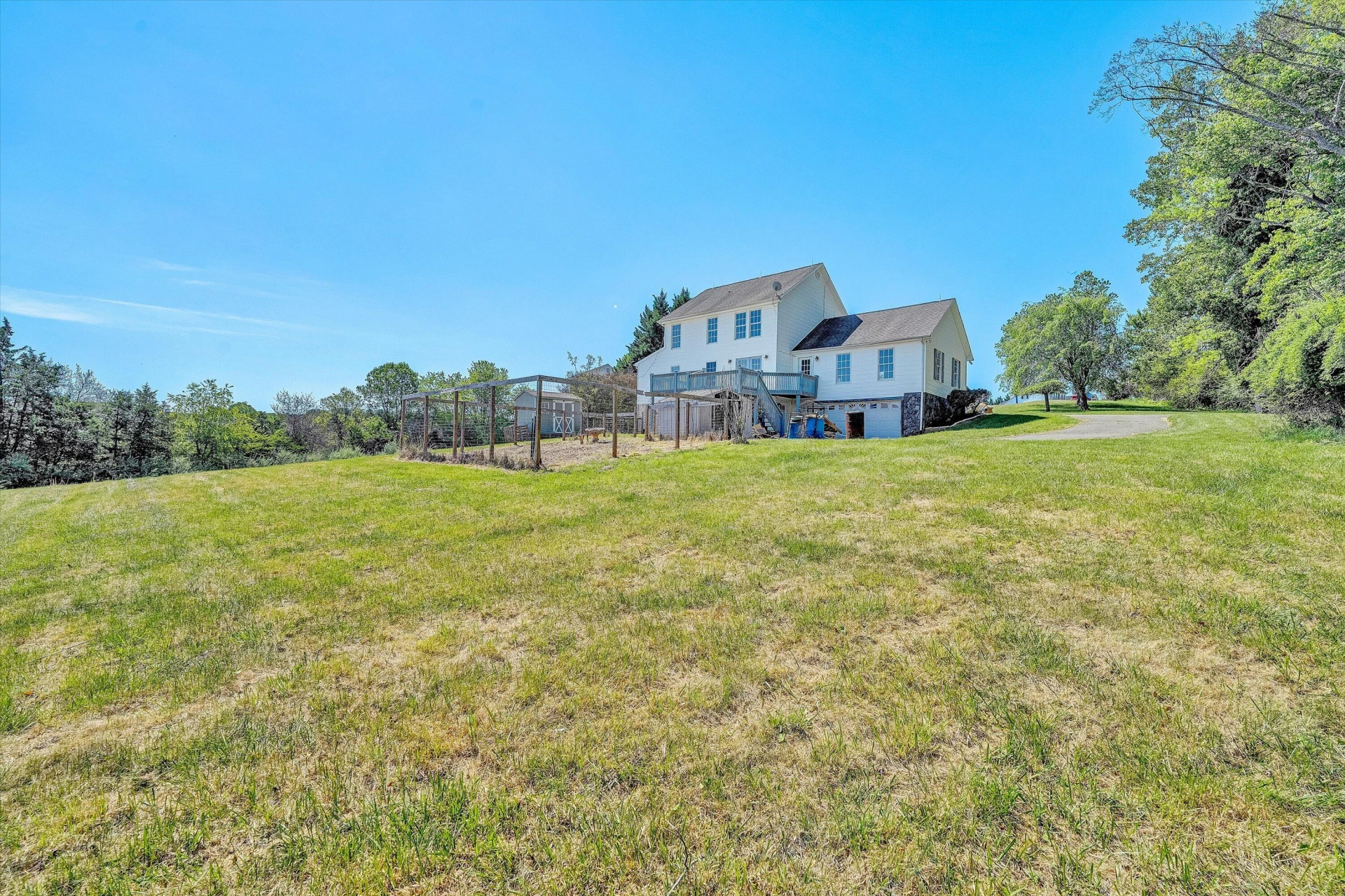 1429 JEFFERSON TER - Photo 3