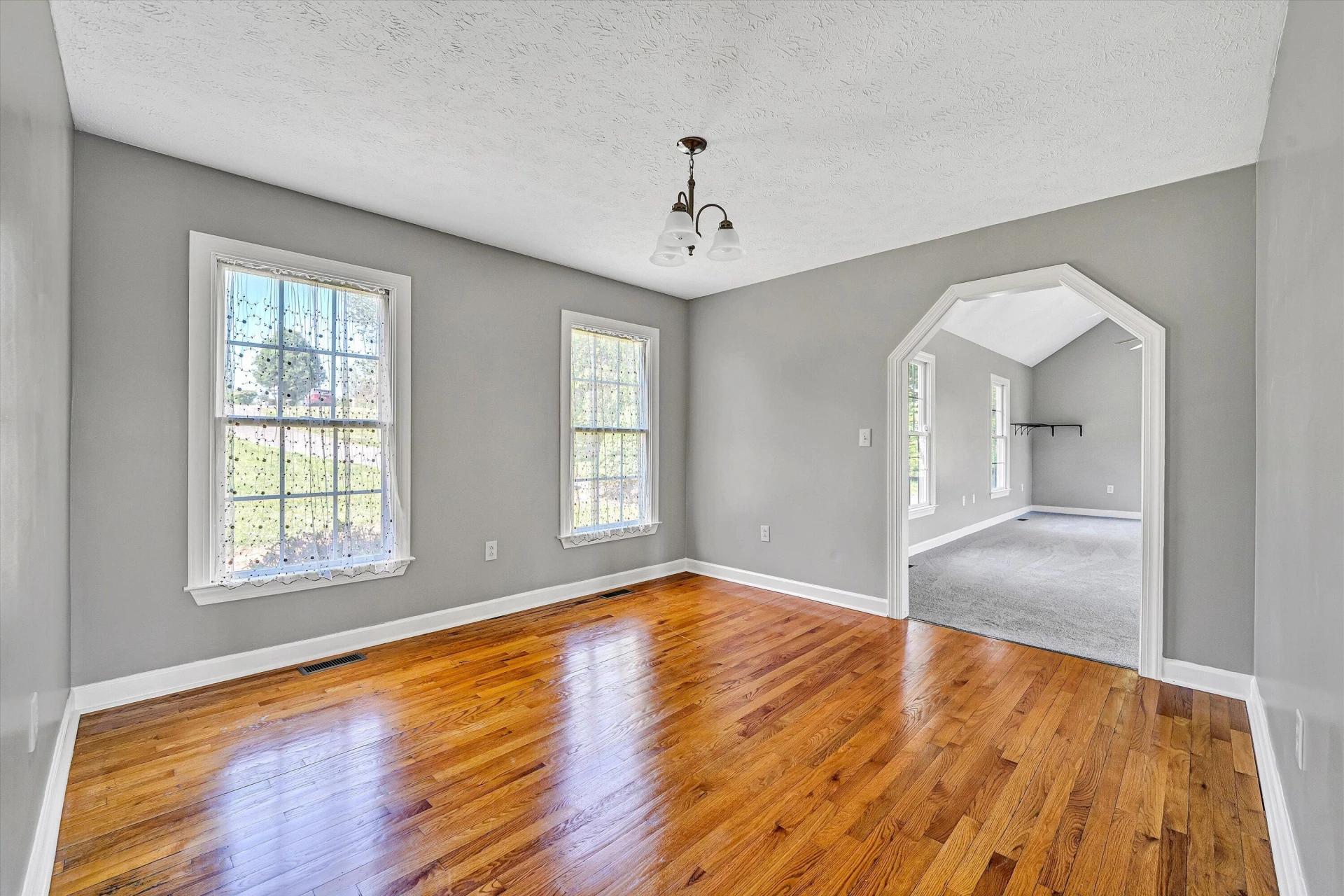 1429 JEFFERSON TER - Photo 6