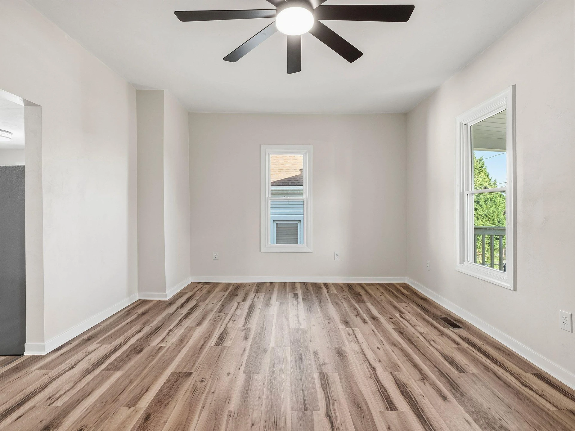 1224 Stewart AVE SE - Photo 4