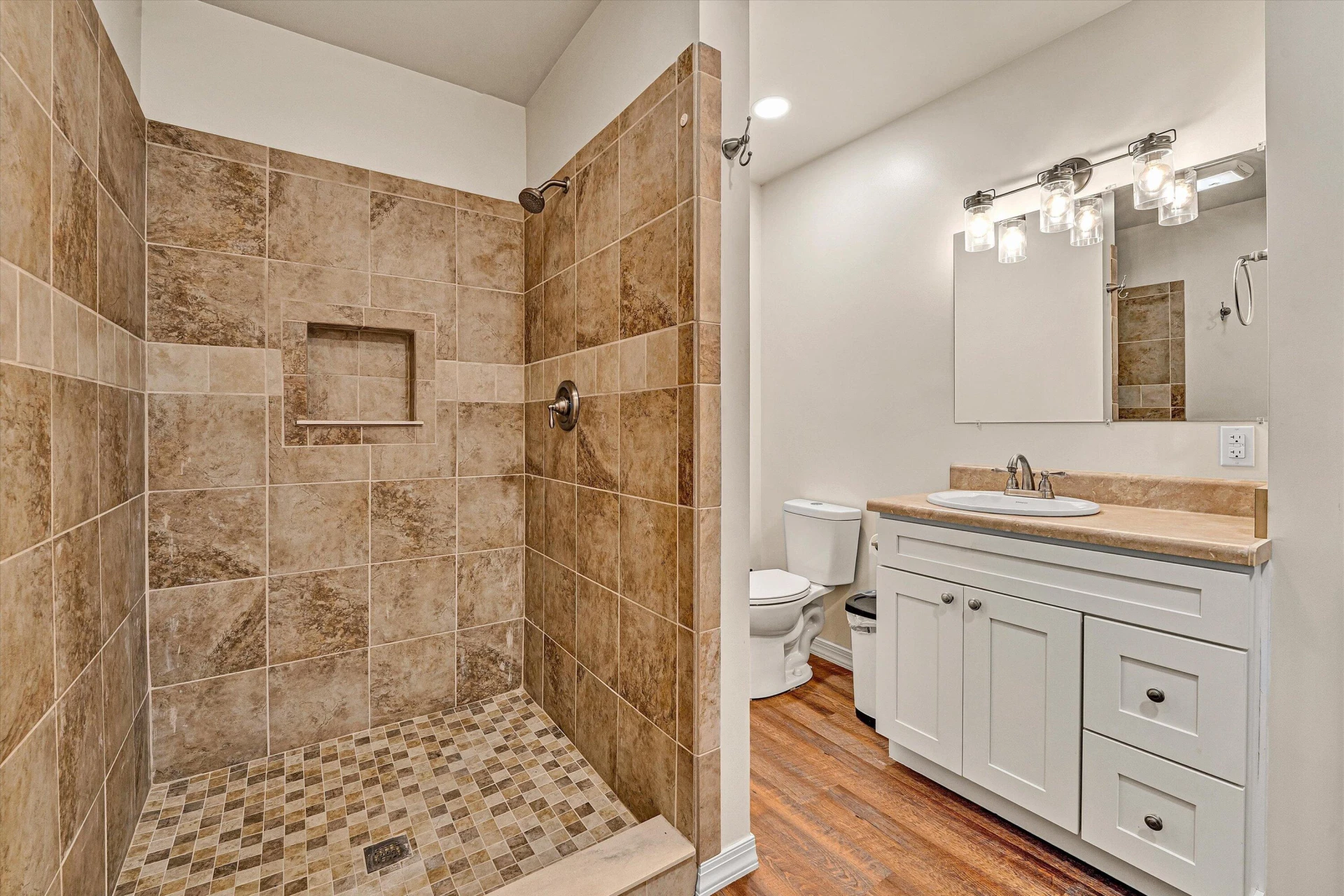 2866 Rucker RD - Photo 11