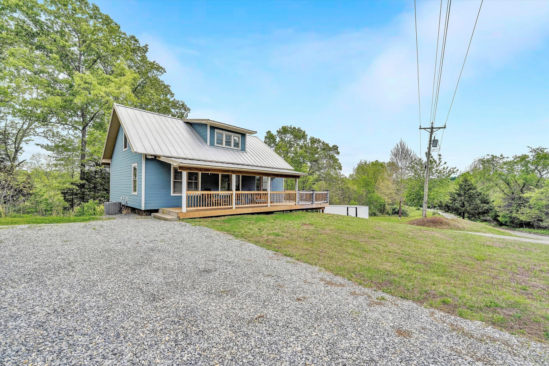 2866 Rucker RD - Photo 3