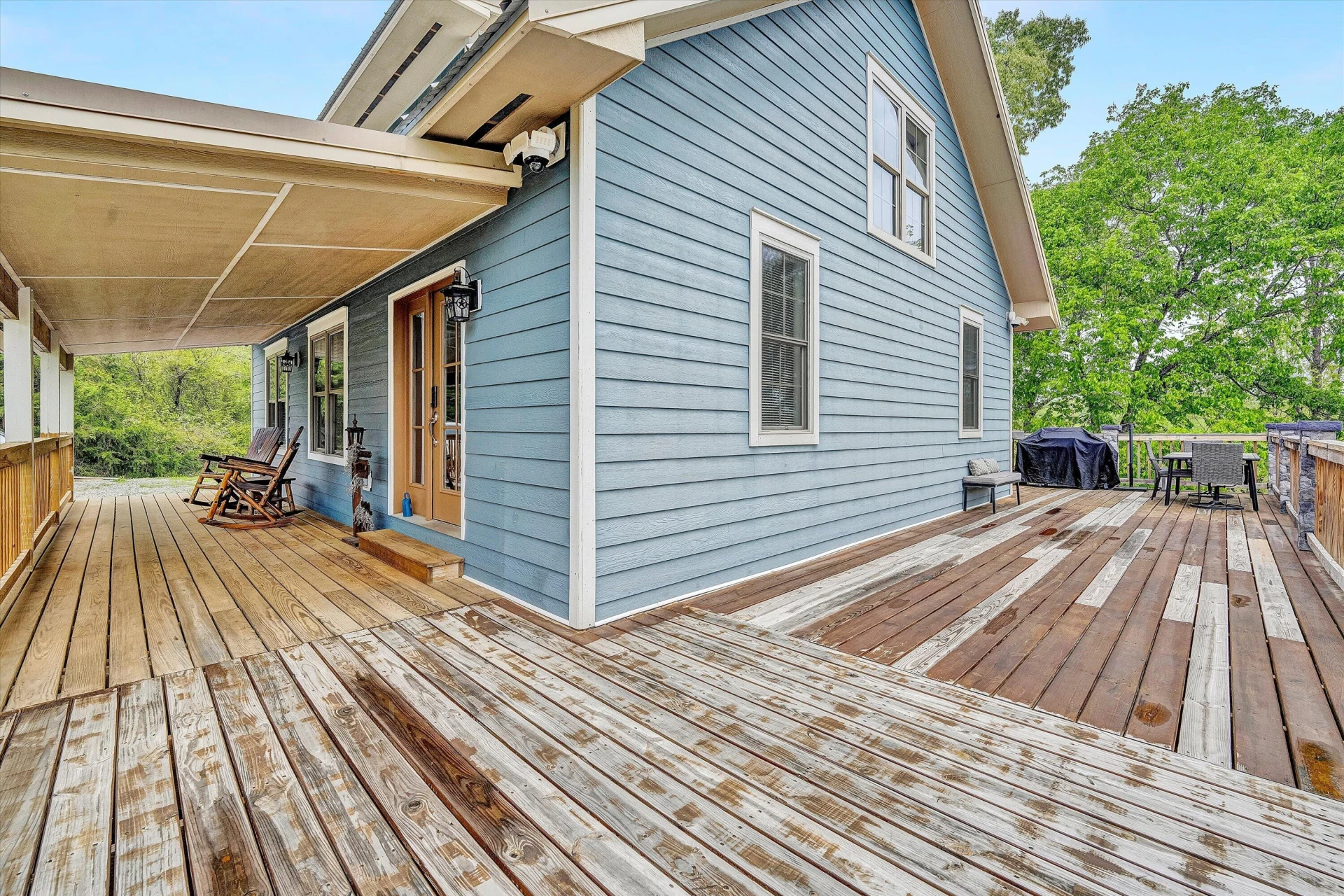 2866 Rucker RD - Photo 7
