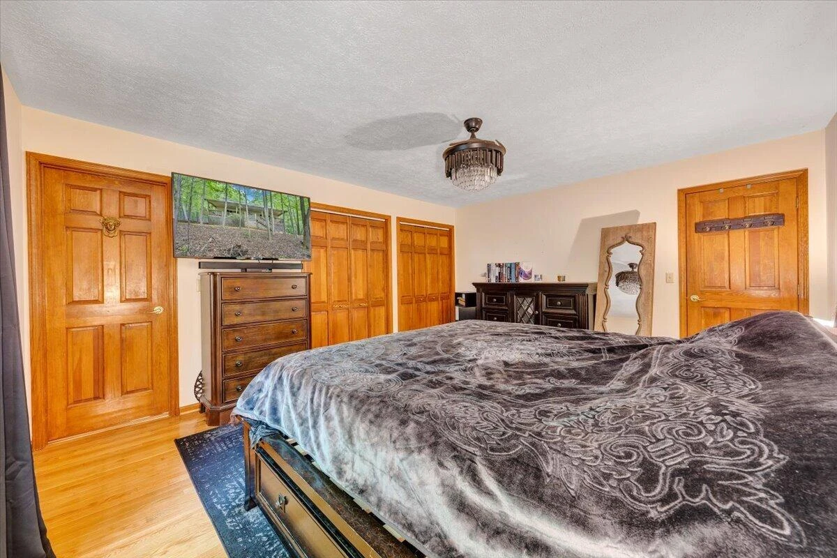 290 Silver Shadow RD - Photo 18