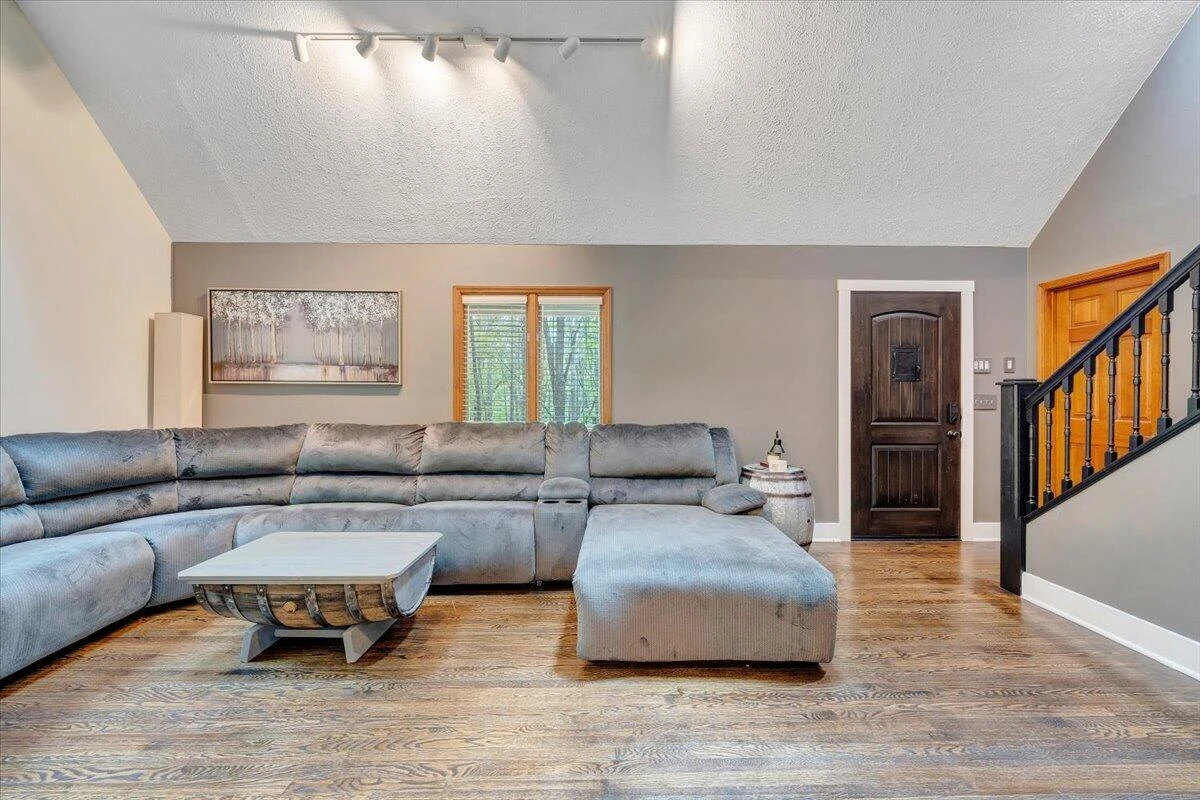 290 Silver Shadow RD - Photo 7