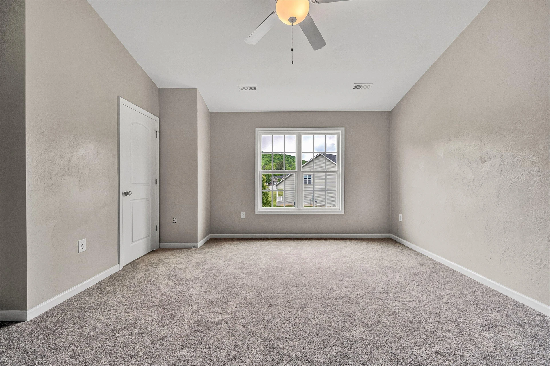 4231 Hannah Belle WAY - Photo 14