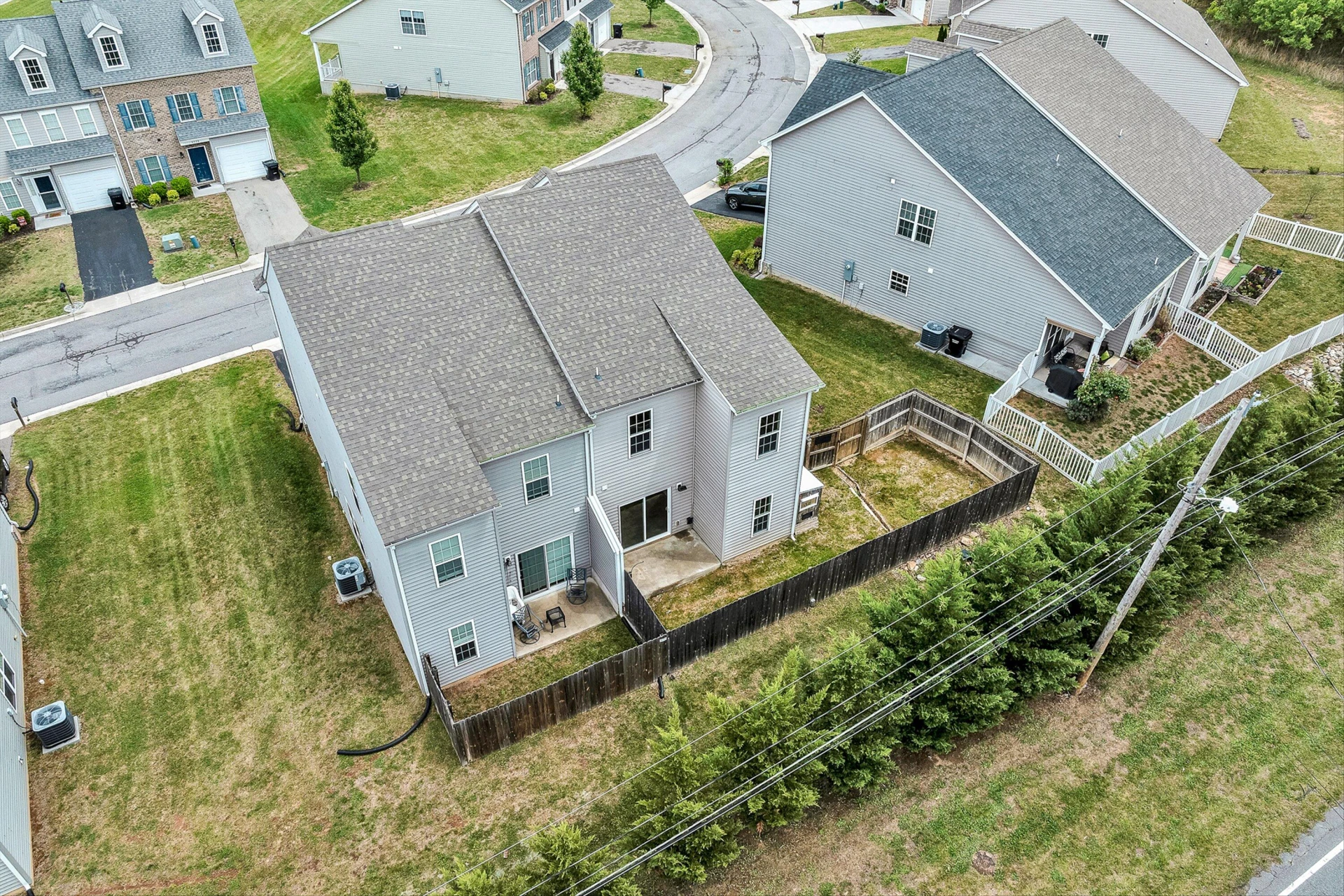 4231 Hannah Belle WAY - Photo 26