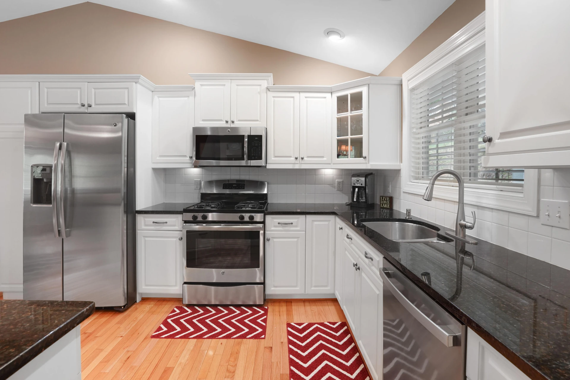 112 Creeden DR - Photo 11