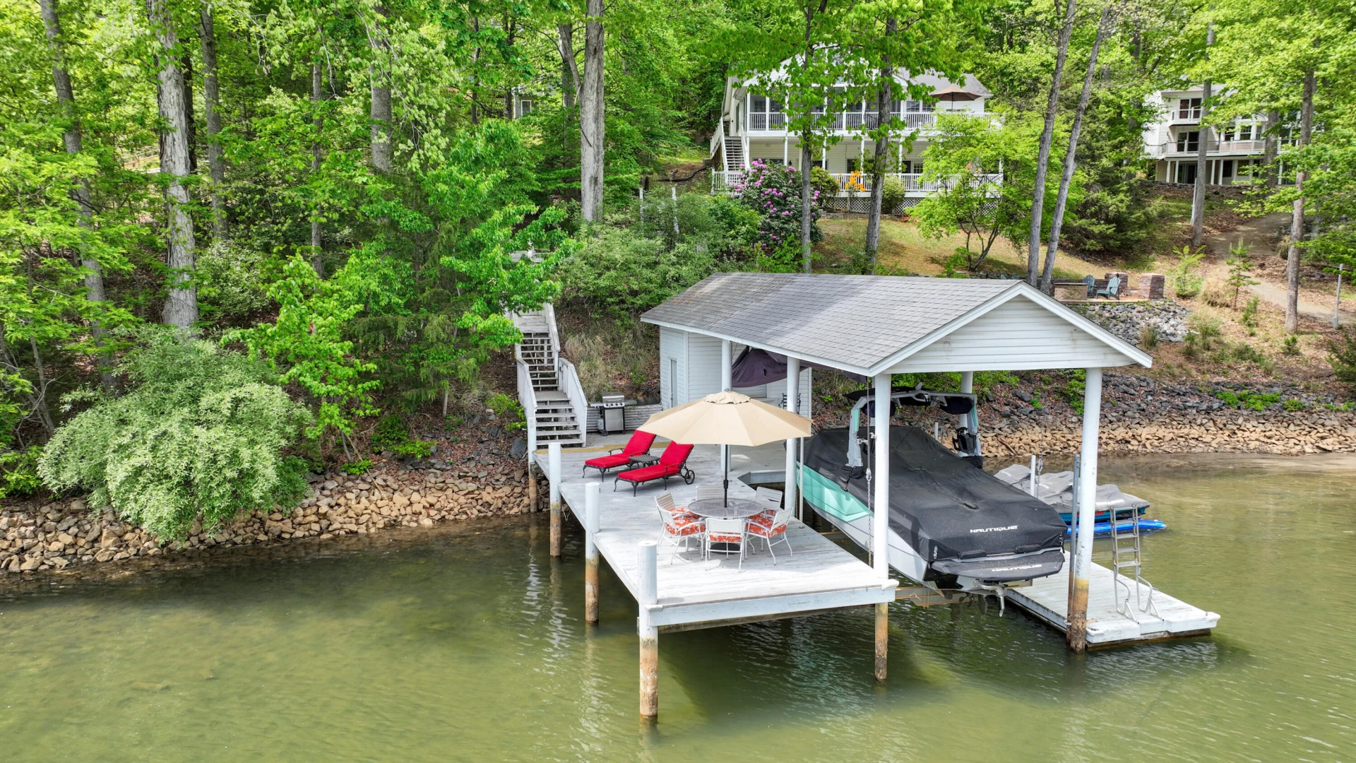 112 Creeden DR - Photo 2
