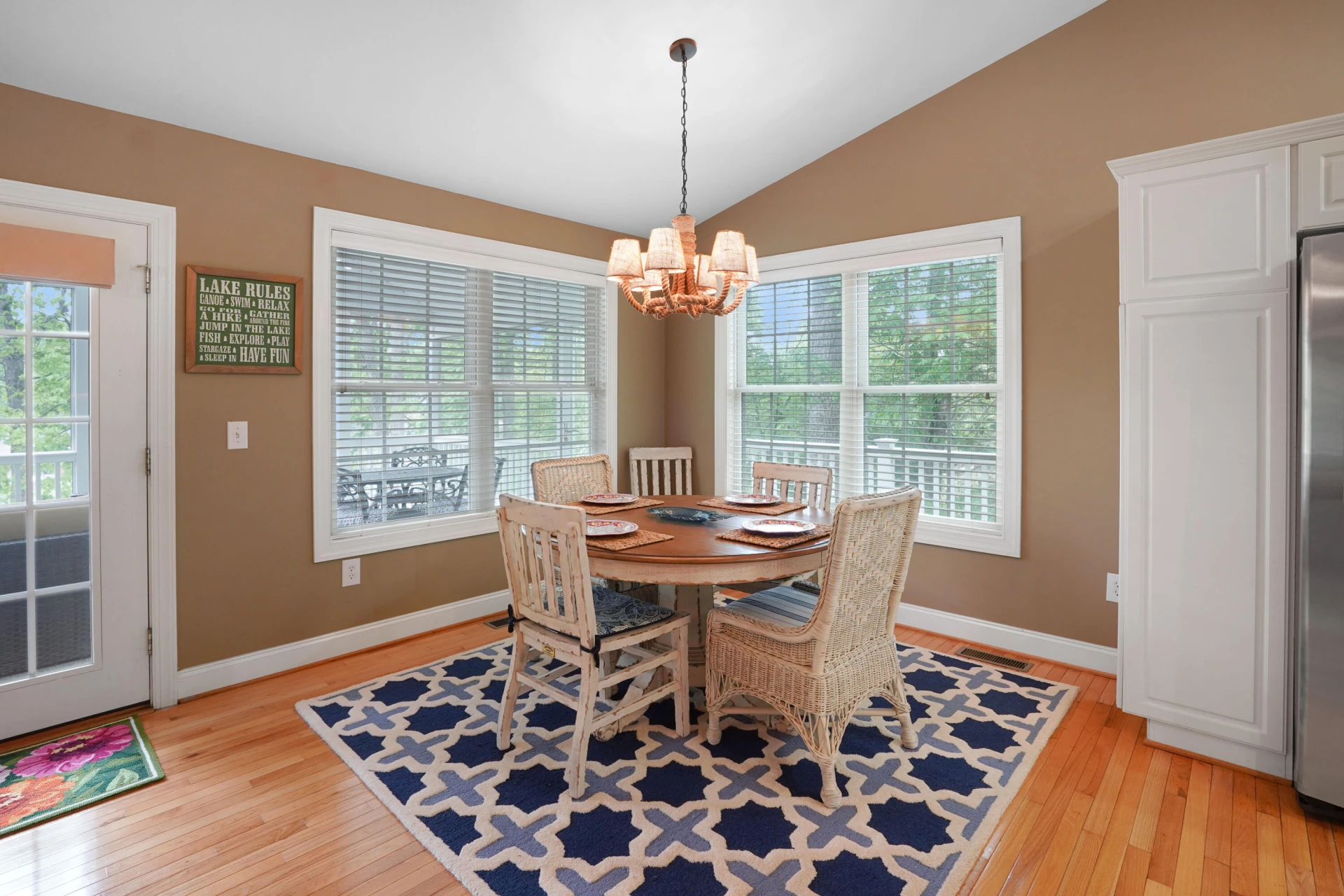 112 Creeden DR - Photo 9