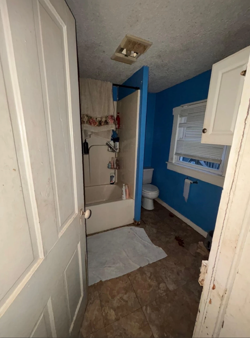 617 Rose AVE #2 - Photo 23