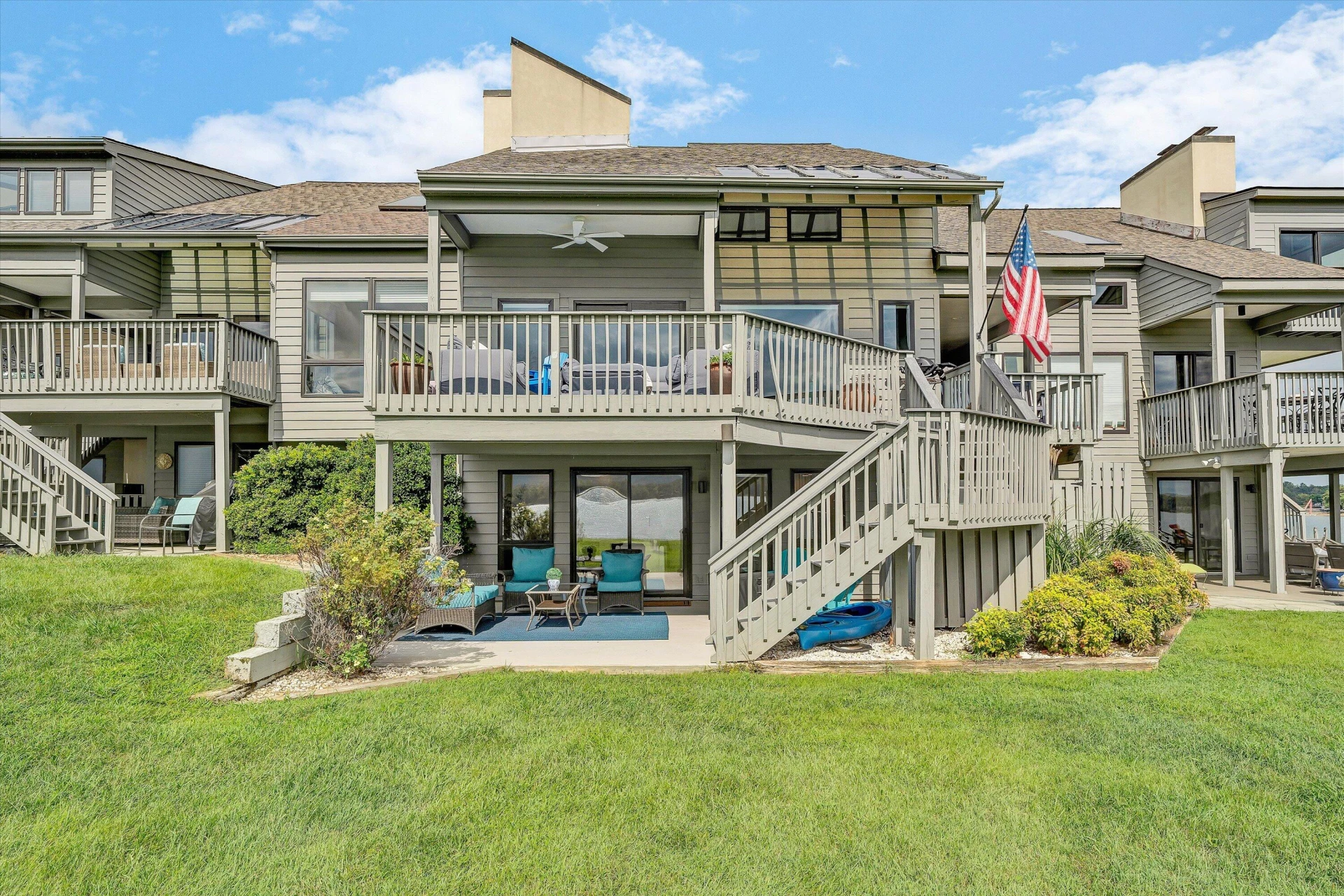 278 Peninsula Point DR - Photo 4