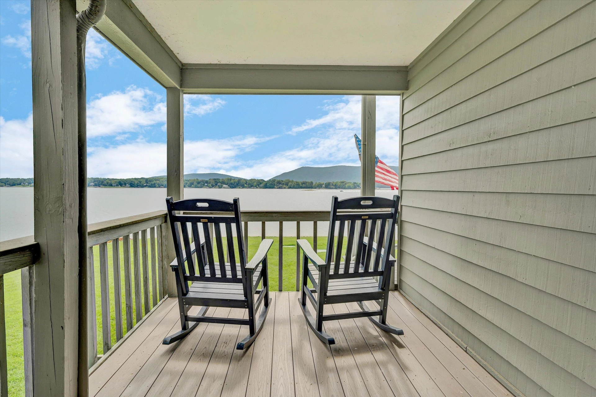 278 Peninsula Point DR - Photo 7