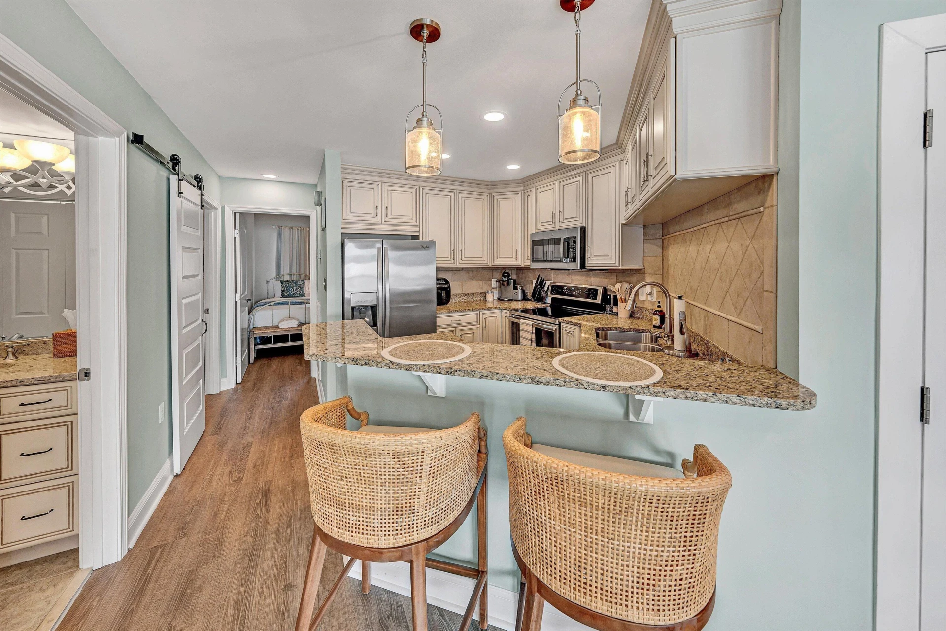 278 Peninsula Point DR - Photo 18