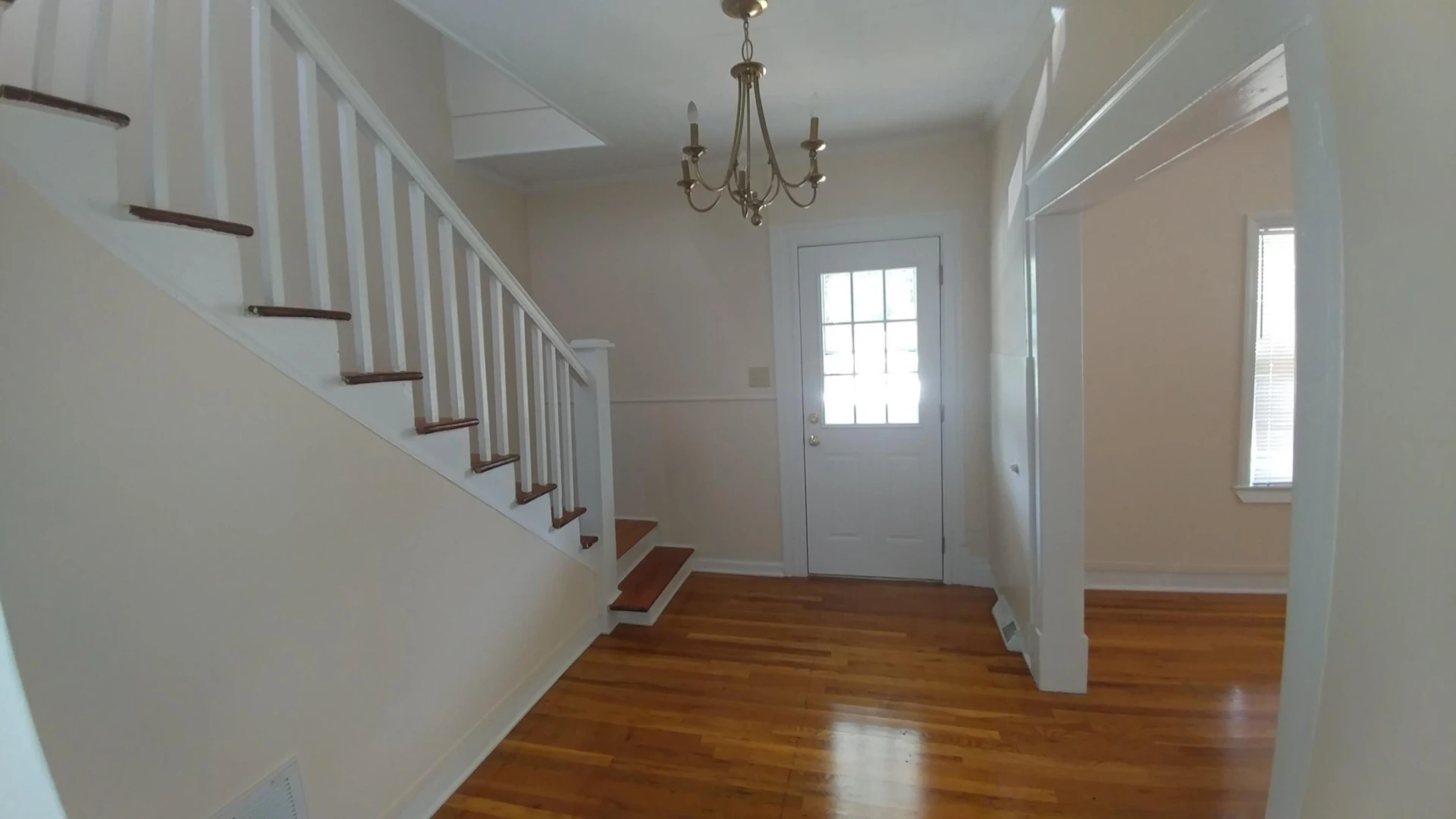 1240 Buena Vista BLVD SE - Photo 5