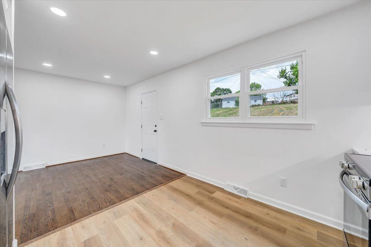 3915 Wilmont AVE NW - Photo 16