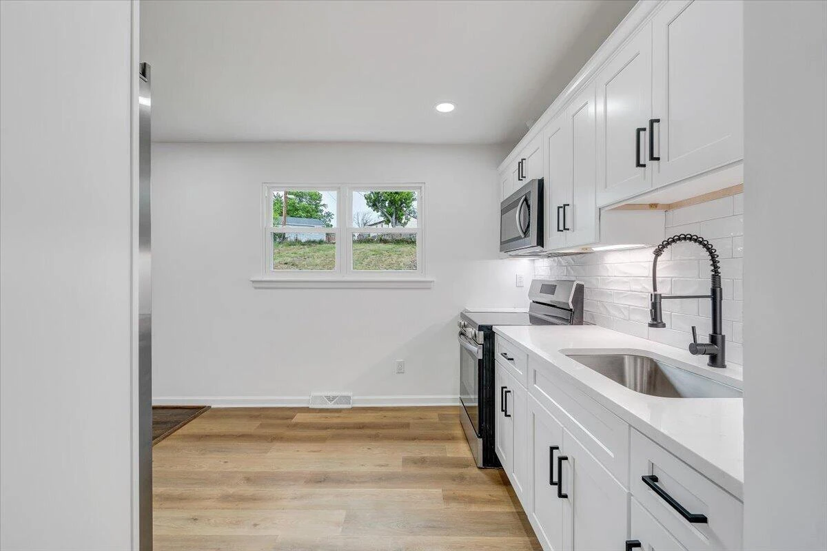 3915 Wilmont AVE NW - Photo 17