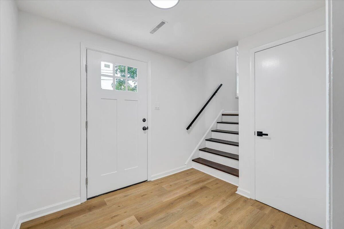 3915 Wilmont AVE NW - Photo 8