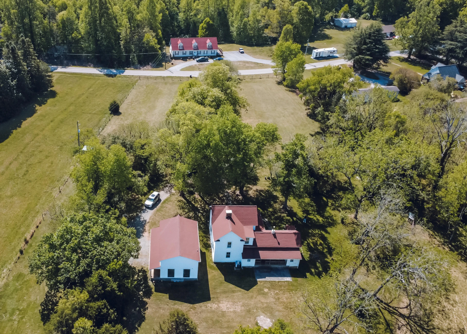 395 Evergreen DR - Photo 4