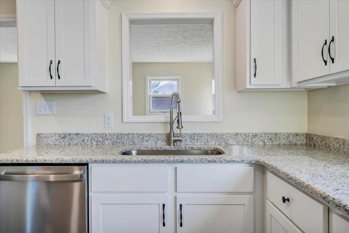 314 White ST - Photo 11