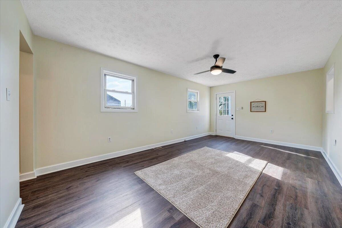 314 White ST - Photo 16