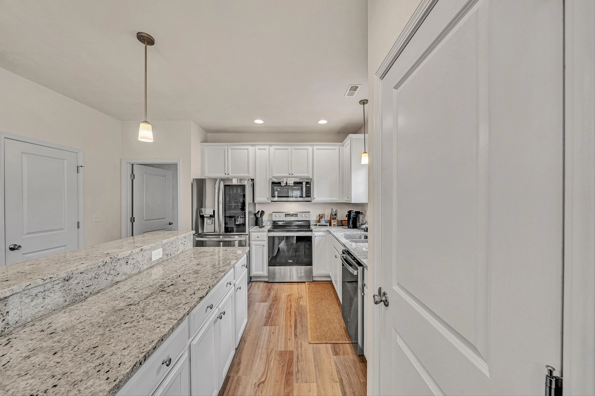 2059 Heys LN - Photo 13