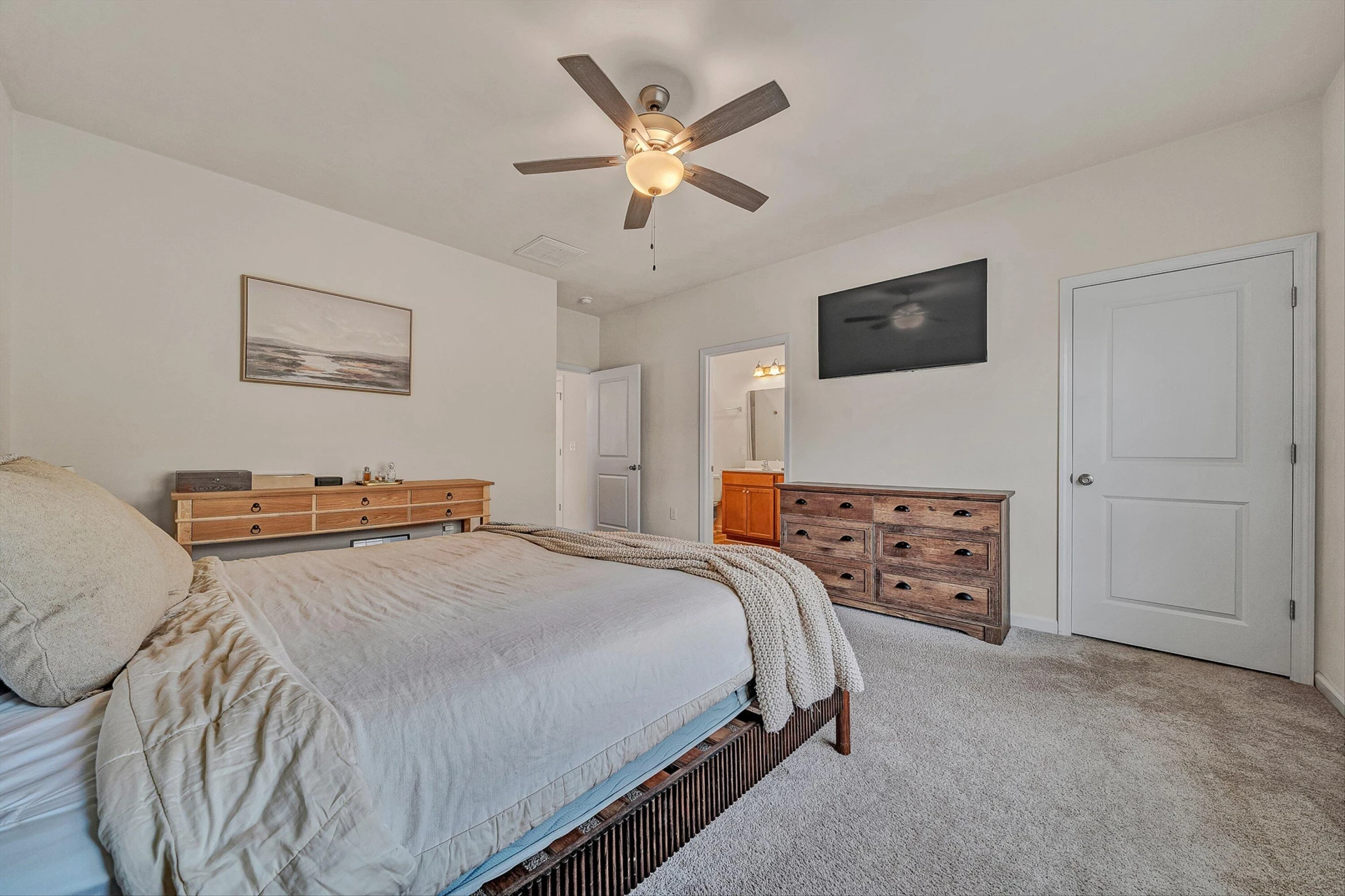 2059 Heys LN - Photo 16
