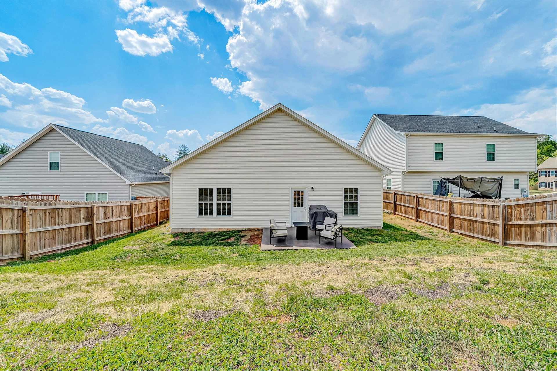 2059 Heys LN - Photo 33