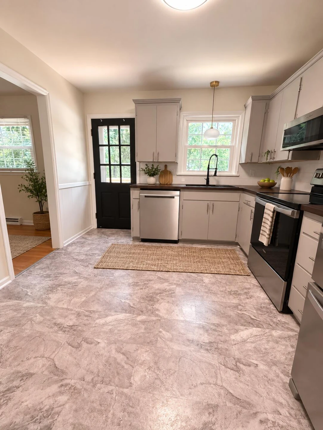5335 Cave Spring LN - Photo 6