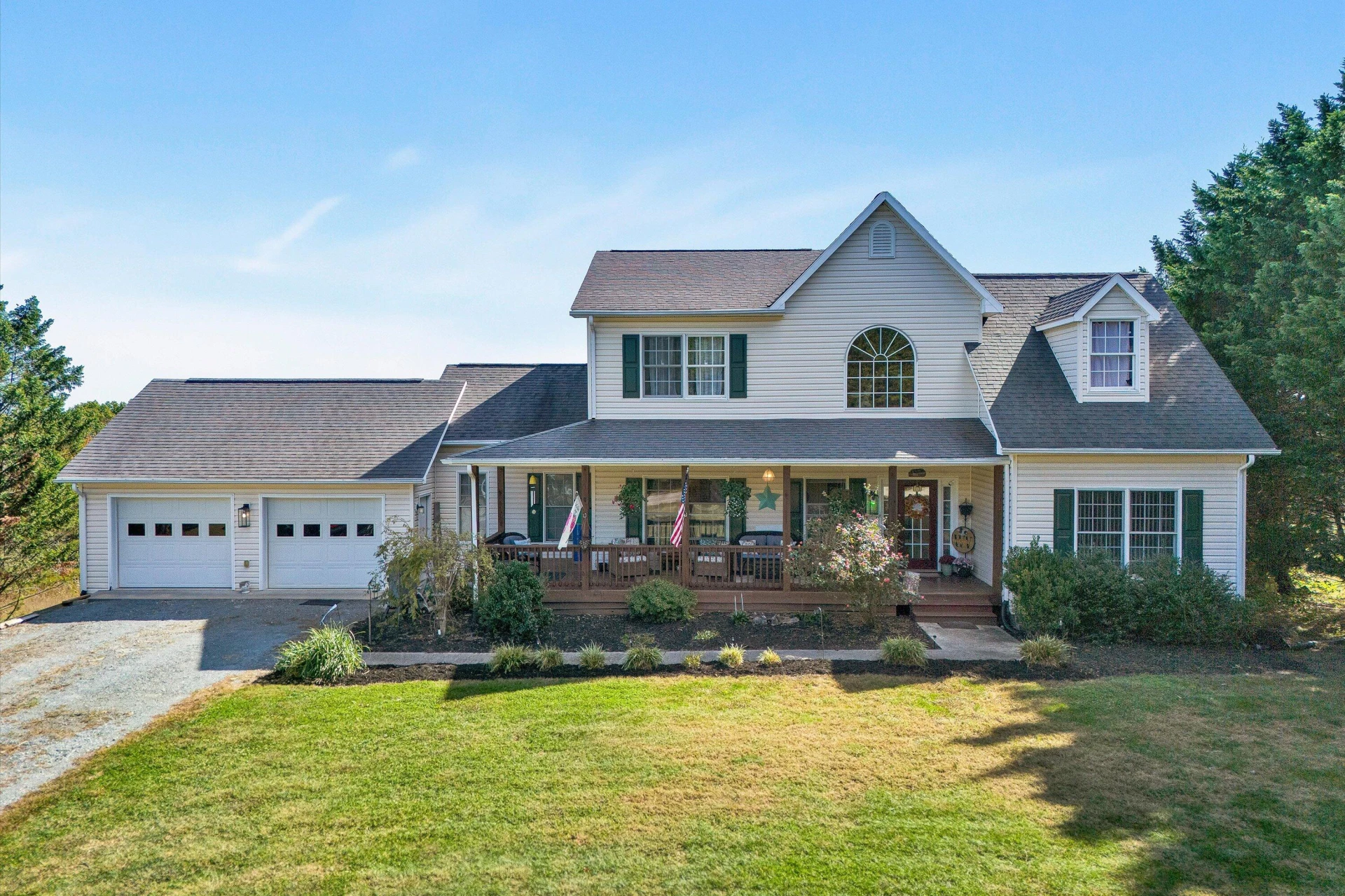 2638 Bluewater DR