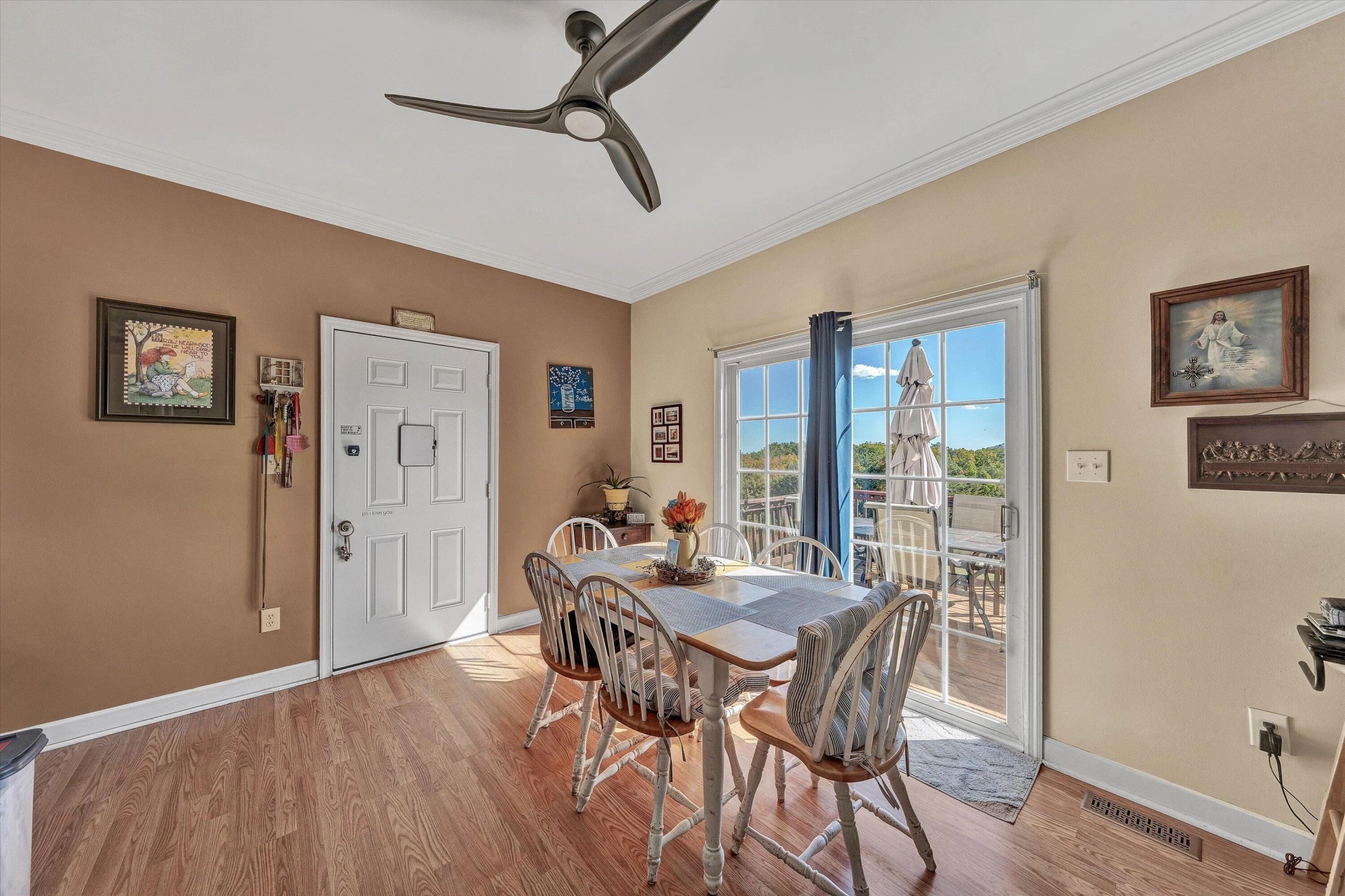 2638 Bluewater DR - Photo 15