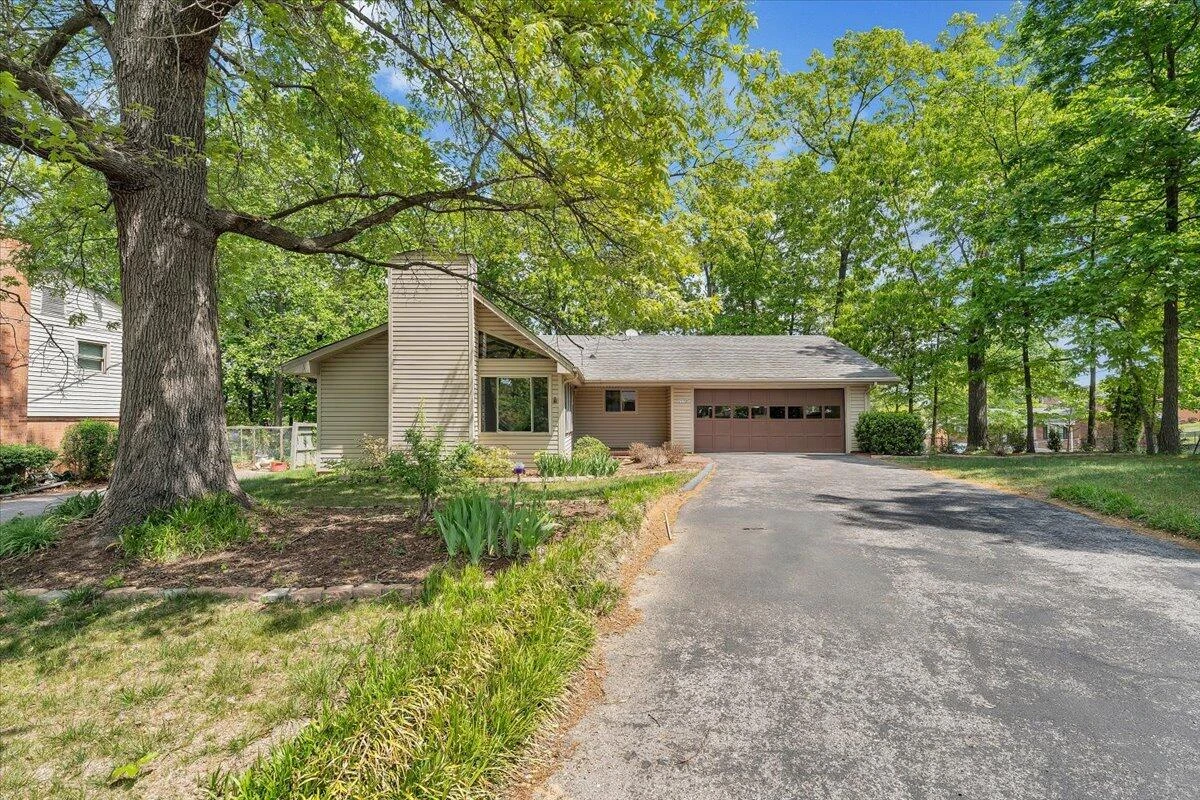 2009 Montclair DR - Photo 15