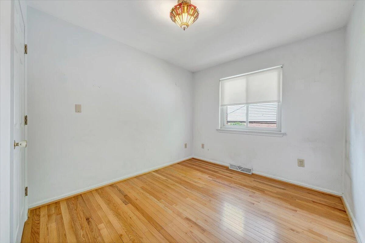 2009 Montclair DR - Photo 31