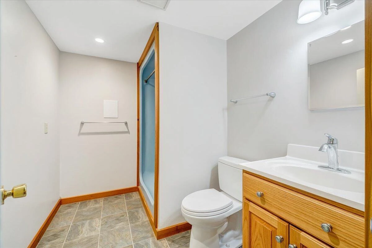 2009 Montclair DR - Photo 43