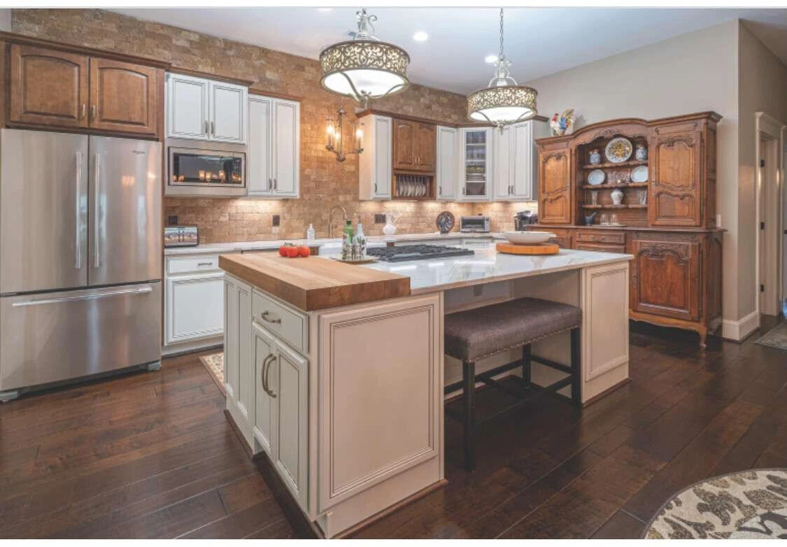 4743 Leigh LN - Photo 2